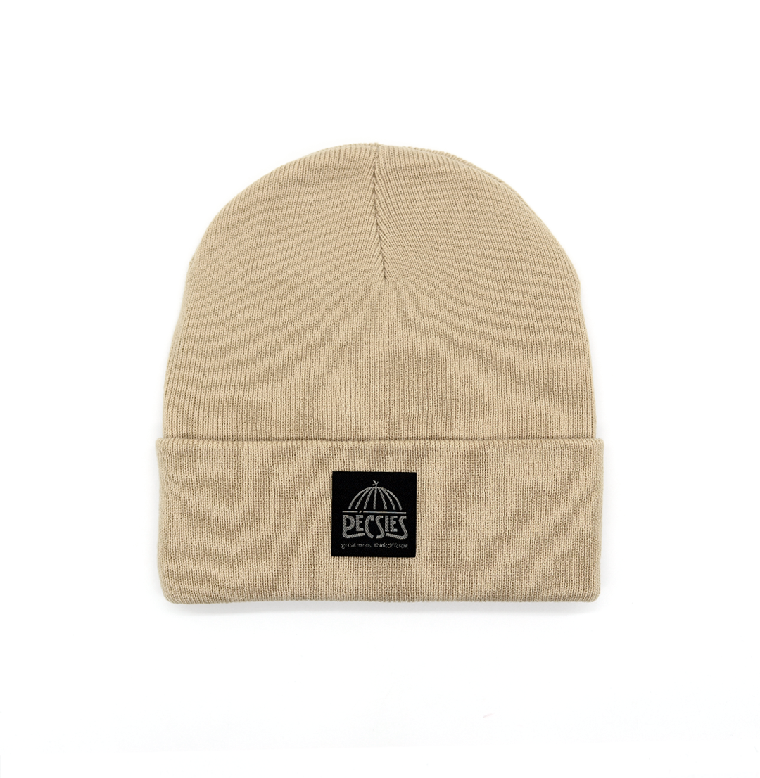Pécsies Dark Beanie